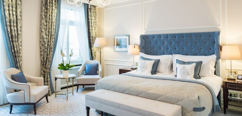 Luxury-design-bedroom-ideas-Brabbu-850×410